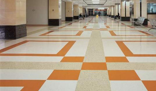 Colored sand floor